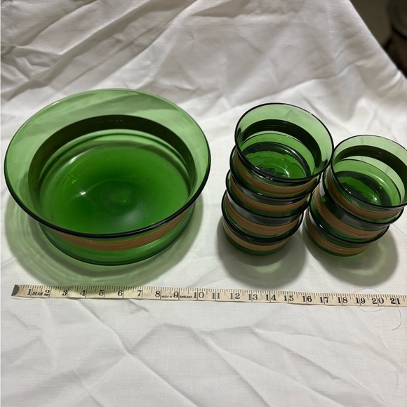 Vintage Green Glass Bowl Set - Picture 1 of 5